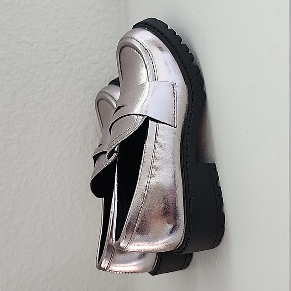 Madden Girl Silver Metallic Penny Loafers size 11 - Picture 3 of 6